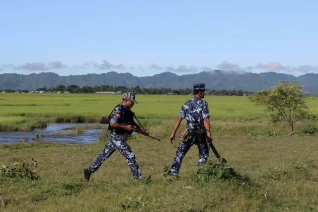 ရခိုင်ပြည်နယ်၊ မောင်တောမှာ စစ်တပ်နဲ့ အေအေ တိုက်ပွဲပြင်းထန်