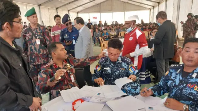 စစ်ကောင်စီနယ်ခြားစောင့်ရဲ ရာချီကို ဘင်္ဂလားဒေ့ရှ် ပြန်လည်လွှဲပြောင်း