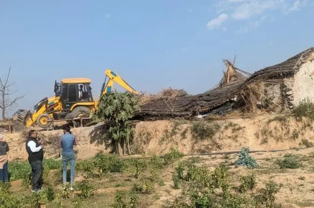 गौकशी कर बीफ बेचने का मामला