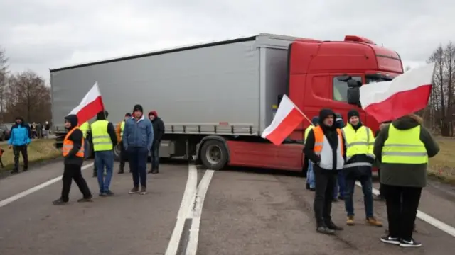 На границе