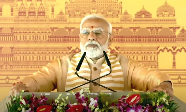 नरेंद्र मोदी