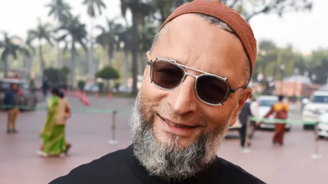 असदुद्दीन ओवैसी