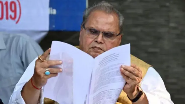 సత్యపాల్ మాలిక్ ఇంటిలో సీబీఐ సోదాలు