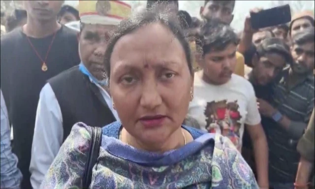 कासगंज की डीएम सुधा वर्मा