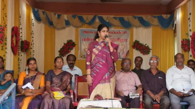 विजयाधारिणी