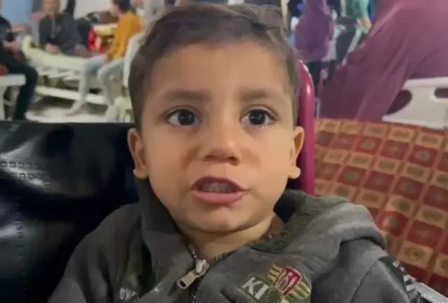 جود محمد العرين البالغ من العمر ثلاث سنوات