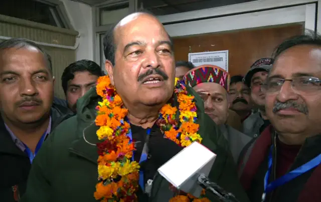 हर्ष महाजन