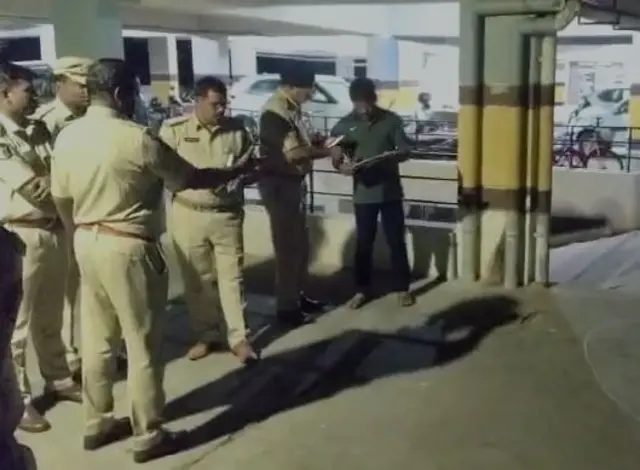 విశాఖలో తహసీల్దార్ హత్య