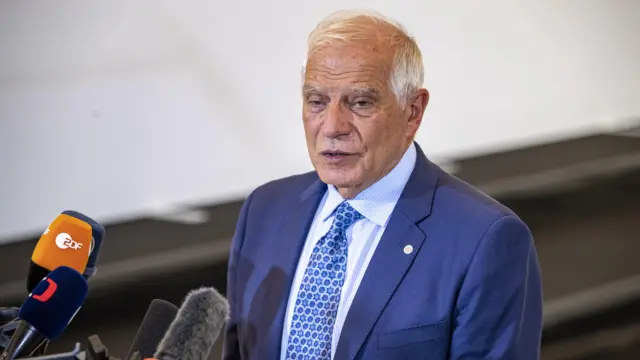 بوريل
