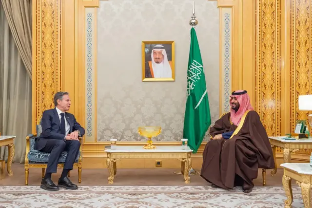 وزير الخارجية الأمريكية وولي العهد السعودي