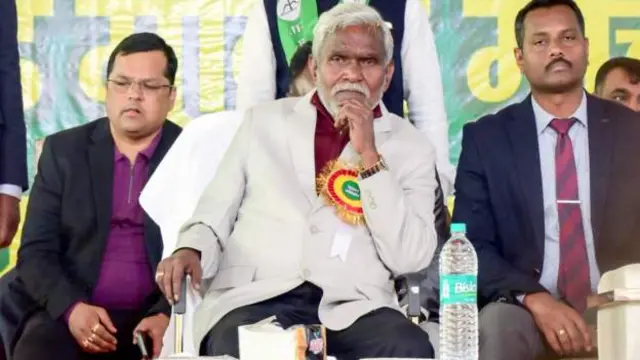 చంపయీ సోరెన్‌, ఇతరులు