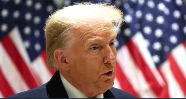 डोनाल्ड ट्रंप