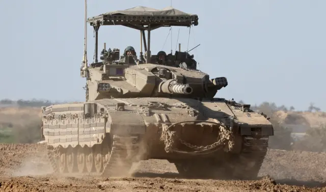 دبابة إسرائيلية