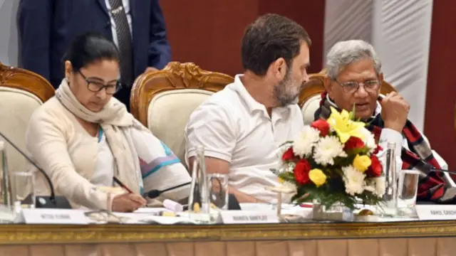 ममता बनर्जी- राहुल गांधी