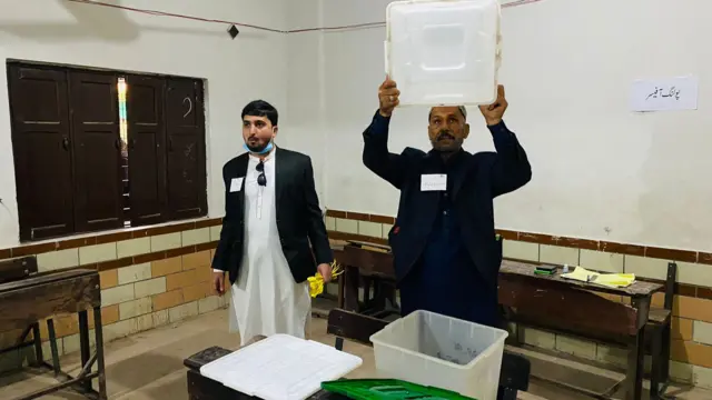 کراچی