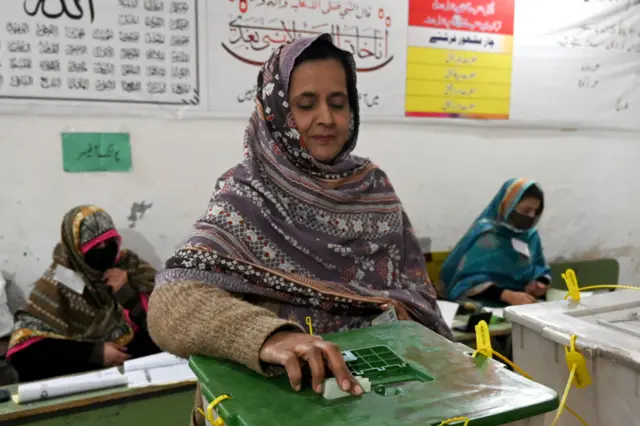 پېښور
