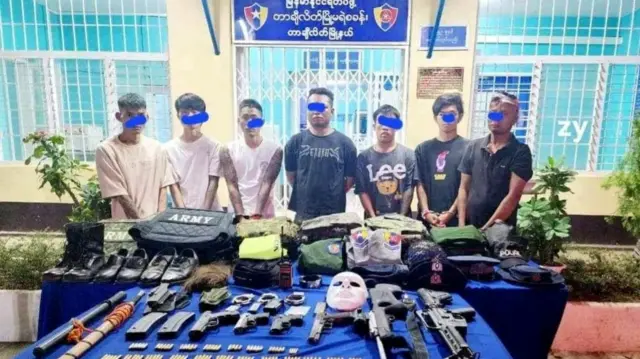 ဖမ်းဆီးရမိသူ(၇)ဦးနဲ့လက်နက်တွေ