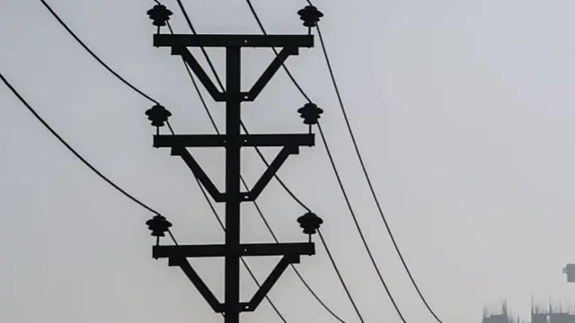 हाईटेंशन तार