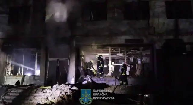 Харьковская областная прокуратура публикует кадры, сделанные на месте удара