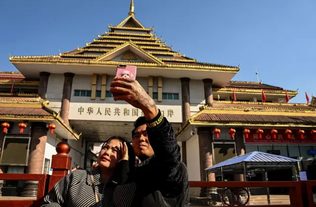 တရုတ်-မြန်မာနယ်စပ်၊ ရွှေလီမြို့ကို ၂၀၁၃ ခုနှစ်တုန်းက မြင်တွေ့ရတာဖြစ်ပါတယ်