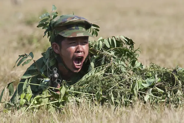 KIA တပ်ဖွဲ့ဝင်တစ်ဦး (ပုံဟောင်း)