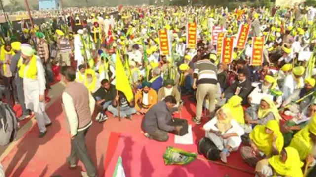 రైతులు ఆందోళన