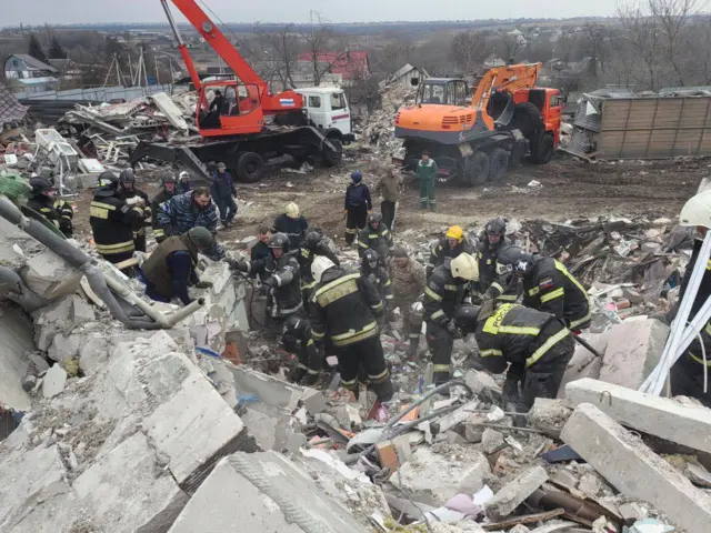 Гладков опубликовал фотографии, сделанные на месте происшествия