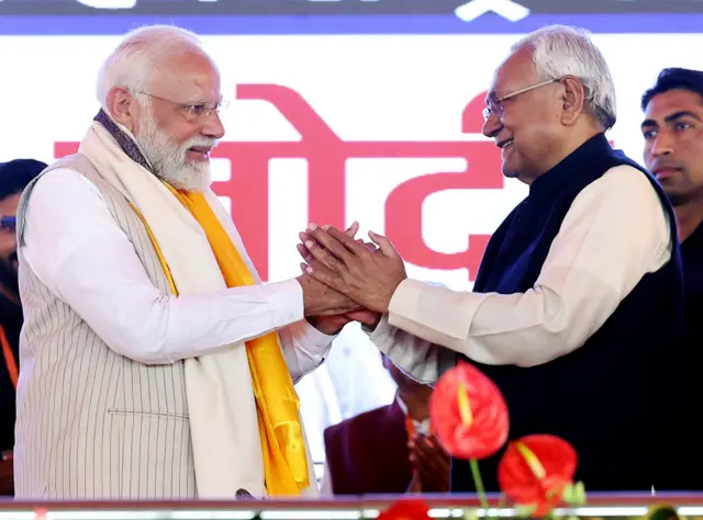 पीएम नरेंद्र मोदी के साथ बिहार के मुख्यमंत्री नीतीश कुमार