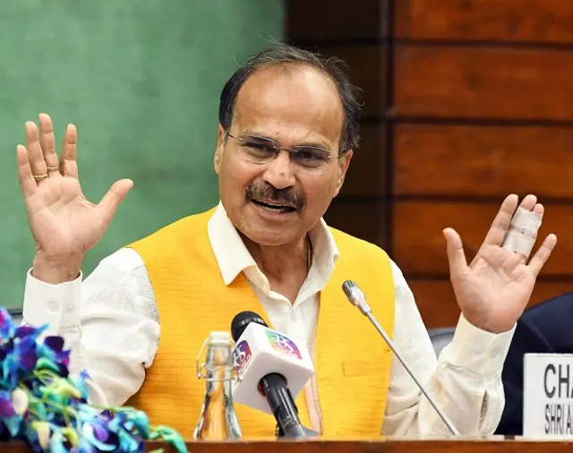 पार्टी ने पश्चिम बंगाल की बहरामपुर सीट पर अधीर रंजन चौधरी को एक बार फिर से उतारा है.