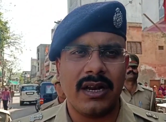 आगरा सिटी के डीसीपी सूरज कुमार राय