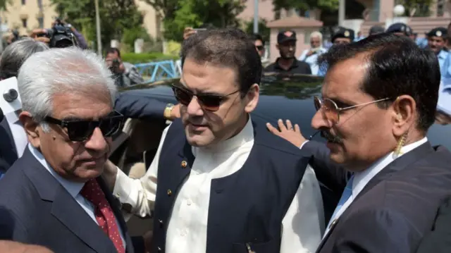 نواز شریف، حسن نواز، حسین نواز، پاکستان
