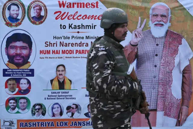 पीएम मोदी, कश्मीर