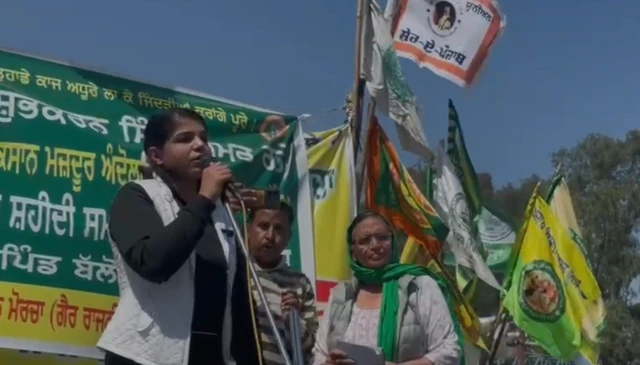 महिला दिवस पर ओलंपिक पदक विजेता रेसलर साक्षी मलिक ने शंभू बॉर्डर पर मंच से किसानों को संबोधित किया.
