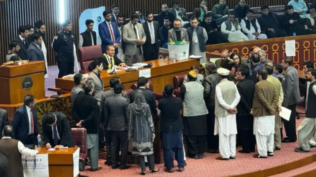 صدارتی انتخاب، پاکستان، آصف زرداری، محمود خان