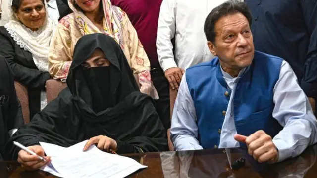 IK
