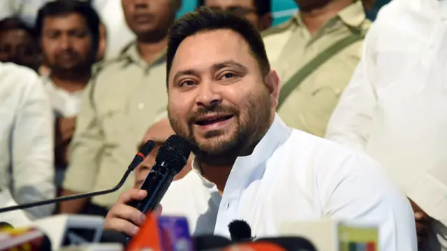 तेजस्वी यादव