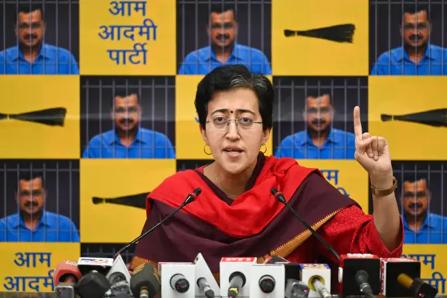 आतिशी