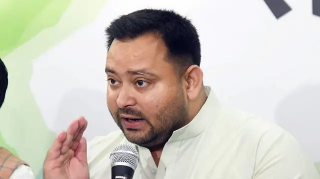 तेजस्वी यादव