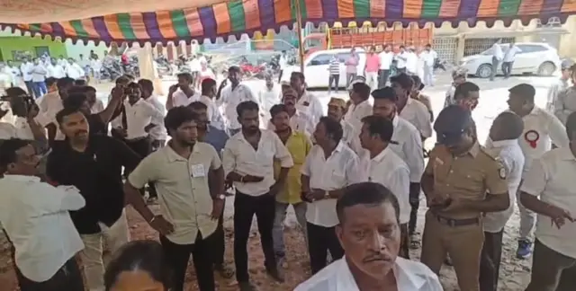 சென்னை வாக்குச்சாவடியில் சர்ச்சை