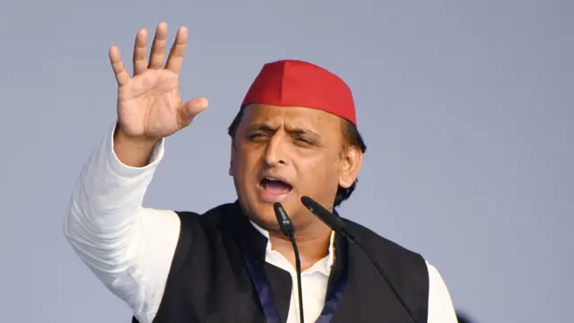 सपा प्रमुख और यूपी के पूर्व सीएम अखिलेश यादव