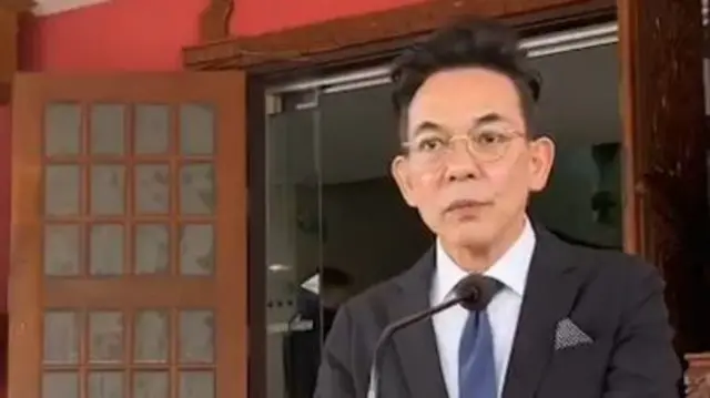 ဒီ‌နေ့မနက်ပိုင်းလုပ်ခဲ့တဲ့ ထိုင်း-မြန်မာအထူး ကော်မတီအစည်းအဝေး အပြီးသတင်းစာရှင်းလင်းပွဲကMr. Nikorndej Plankkun