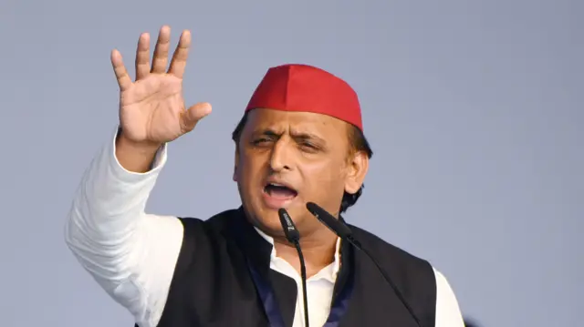 उत्तर प्रदेश के पूर्व मुख्यमंत्री अखिलेश यादव
