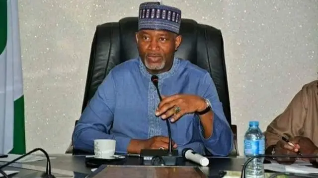 EFCC anwụchiela Hadi Sirika