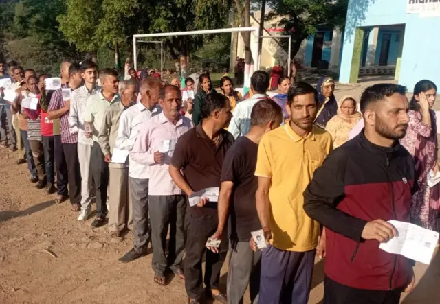 वोटिंग