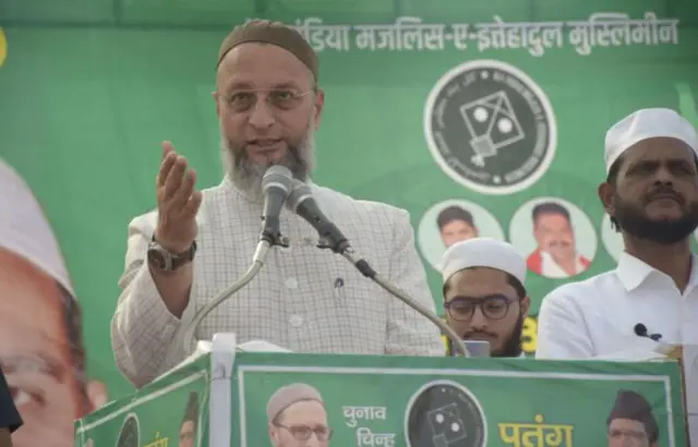 असदुद्दीन ओवेसी