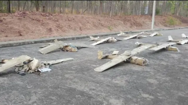 စစ်တပ်ပစ်ချထားတဲ့ ဒရုန်းတွေ