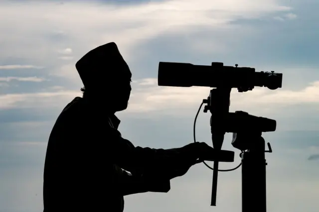 پاکستان میں شوال کا چاند نظر آگیا