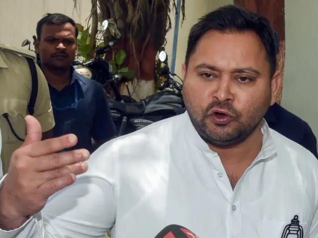 तेजस्वी यादव