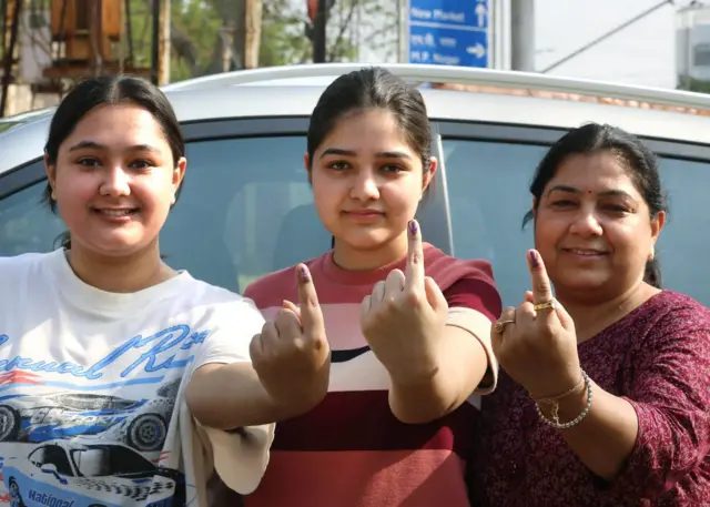 भोपाल से तीसरे चरण के मतदान के बाद की तस्वीर