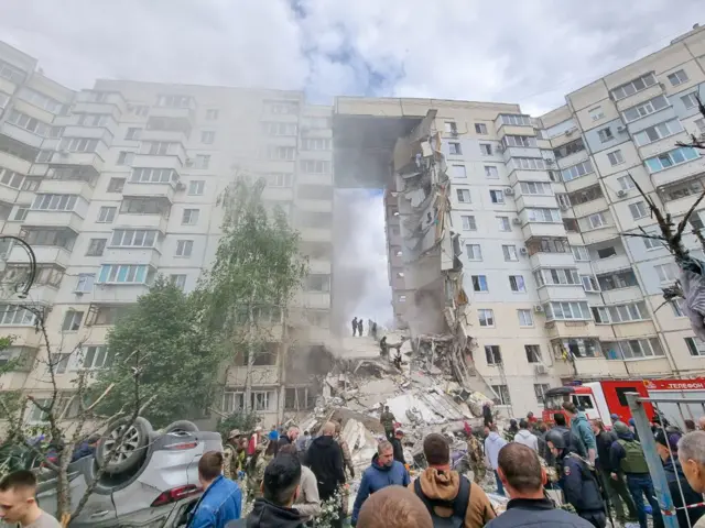 Разрушенное здание